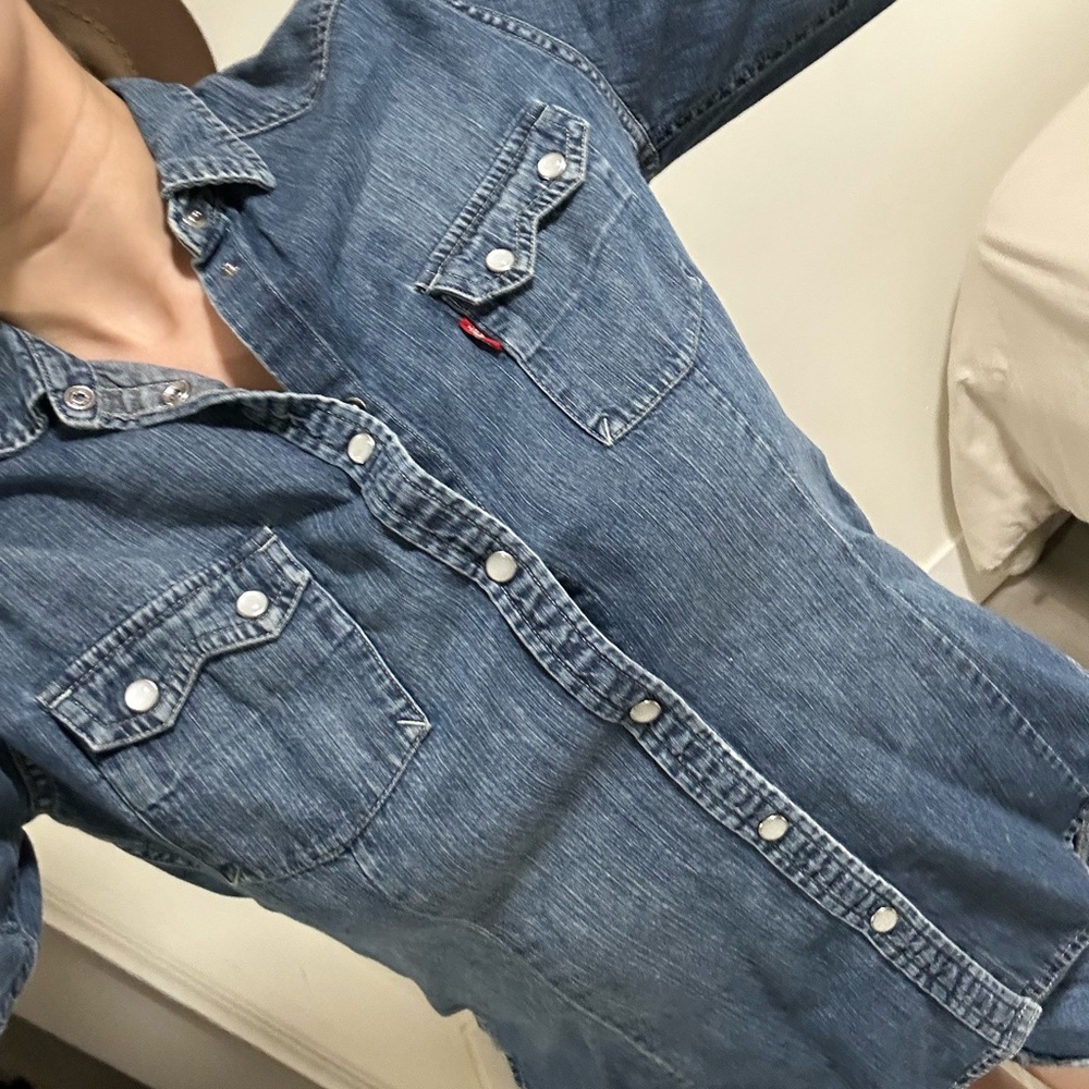Levis denim button down